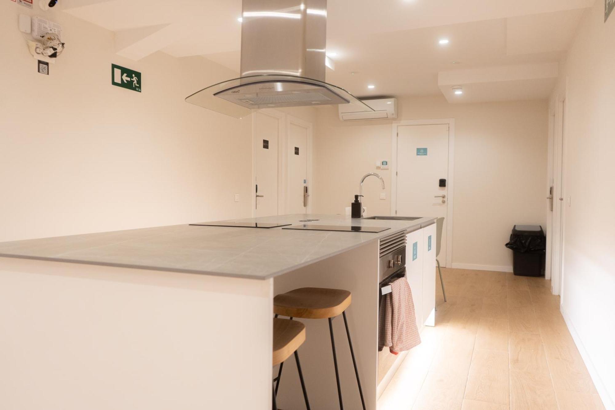 I'M Room Suites Nuevos Ministerios - Bernabeu 'Digital Access' Мадрид Экстерьер фото