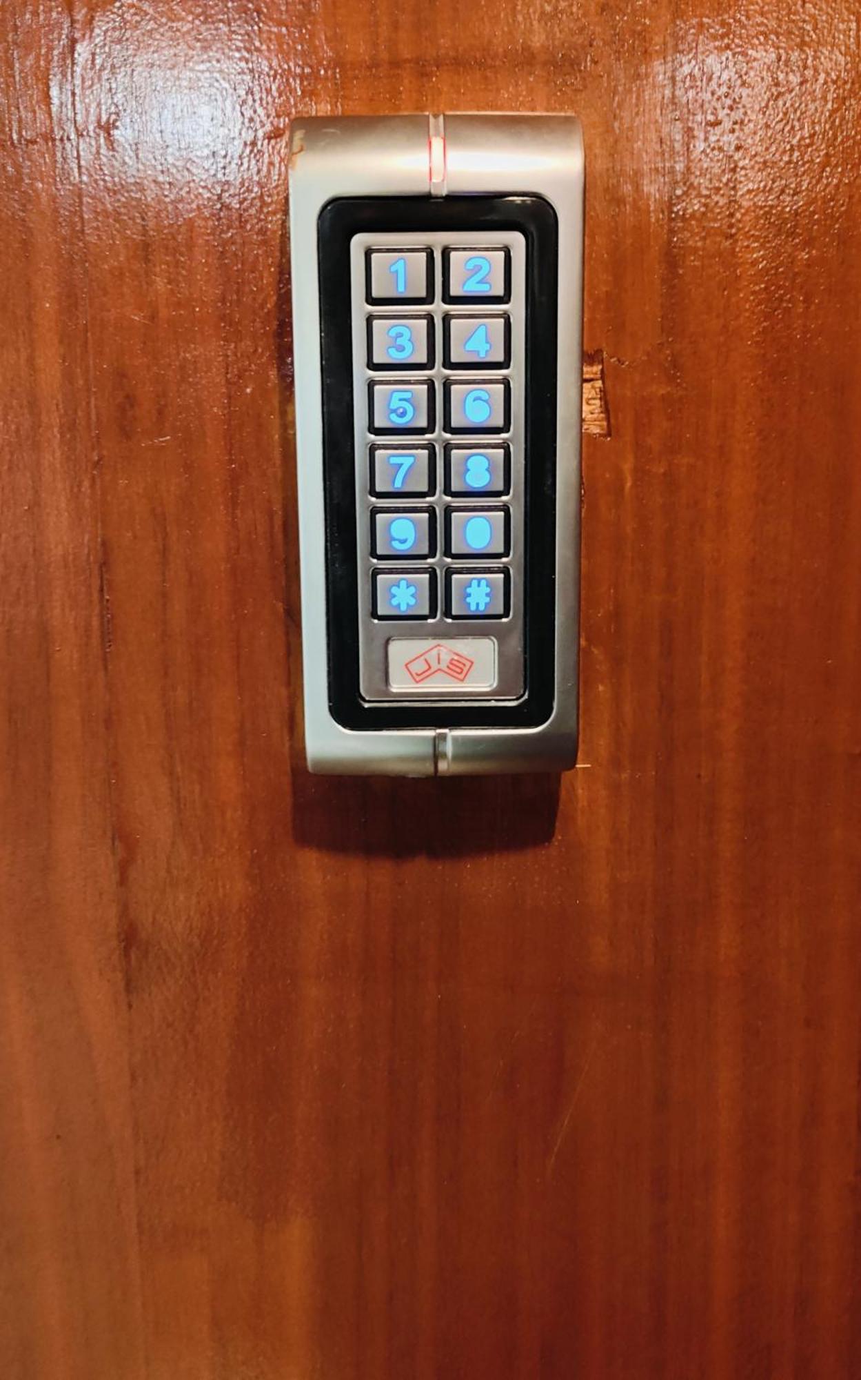 I'M Room Suites Nuevos Ministerios - Bernabeu 'Digital Access' Мадрид Экстерьер фото